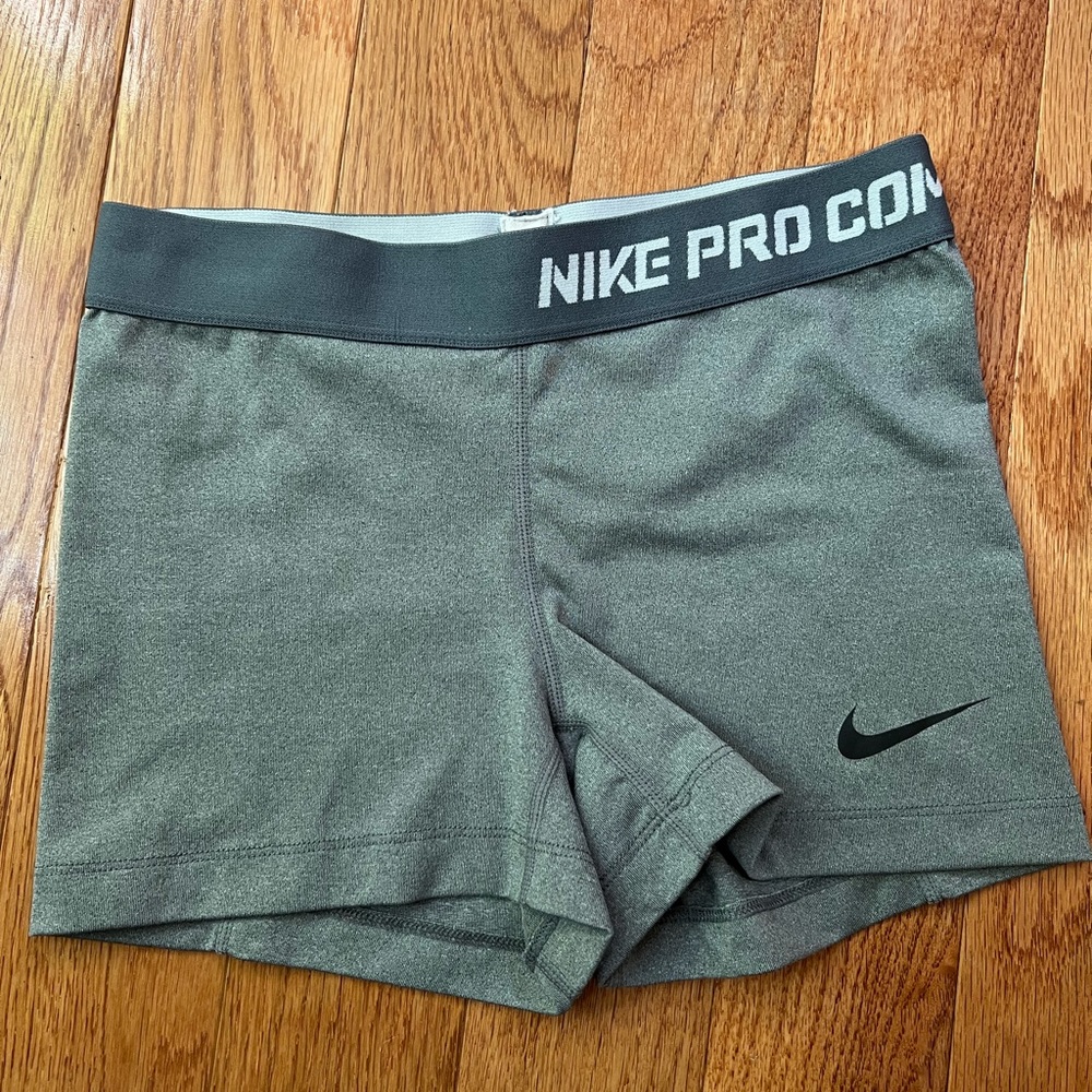 Nike Combat compression workout shorts, grey, sz small